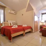 εlvina Aparthotel 3*