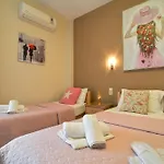 Aparthotel εlvina