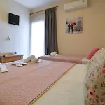 εlvina Aparthotel 3*