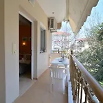 εlvina Aparthotel