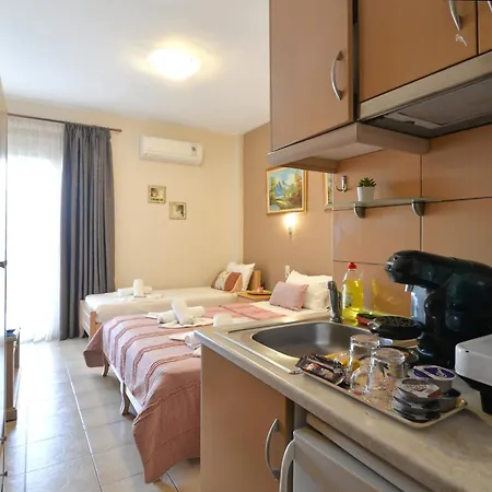 εlvina Appart hôtel 3*