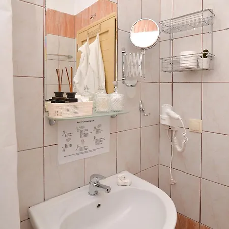 Appart hôtel εlvina 3*
