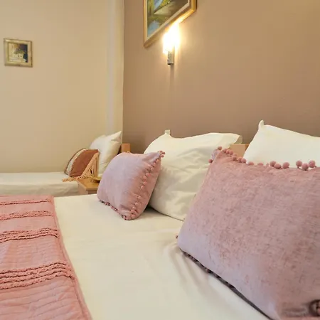 εlvina Appart hôtel 3*