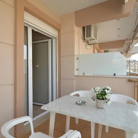 εlvina Appart hôtel Leptokaryá