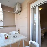 εlvina 3* 렙토카리아
