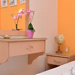εlvina 아파트호텔 3*