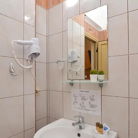 Hotel apartamentowy εlvina Leptokaria