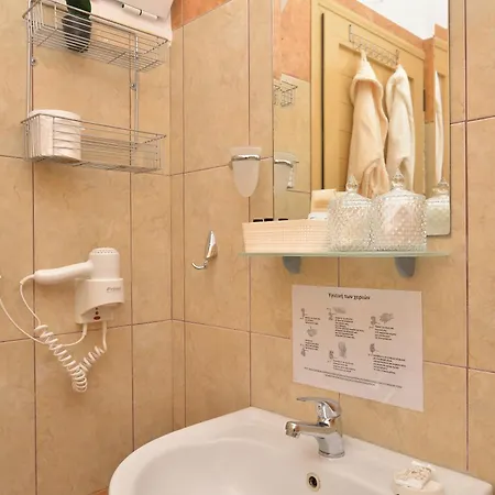 εlvina 3* Leptokaria